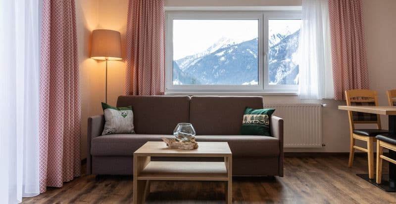 1 bedroom apartment S LI