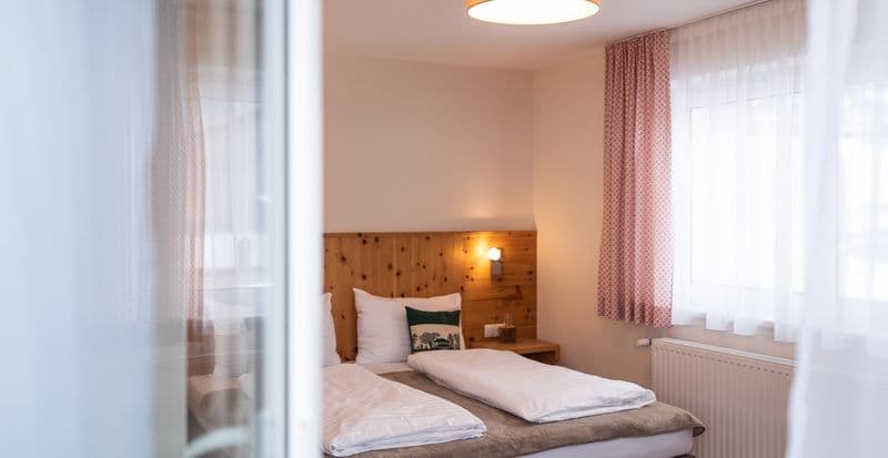 1 bedroom apartment S LI