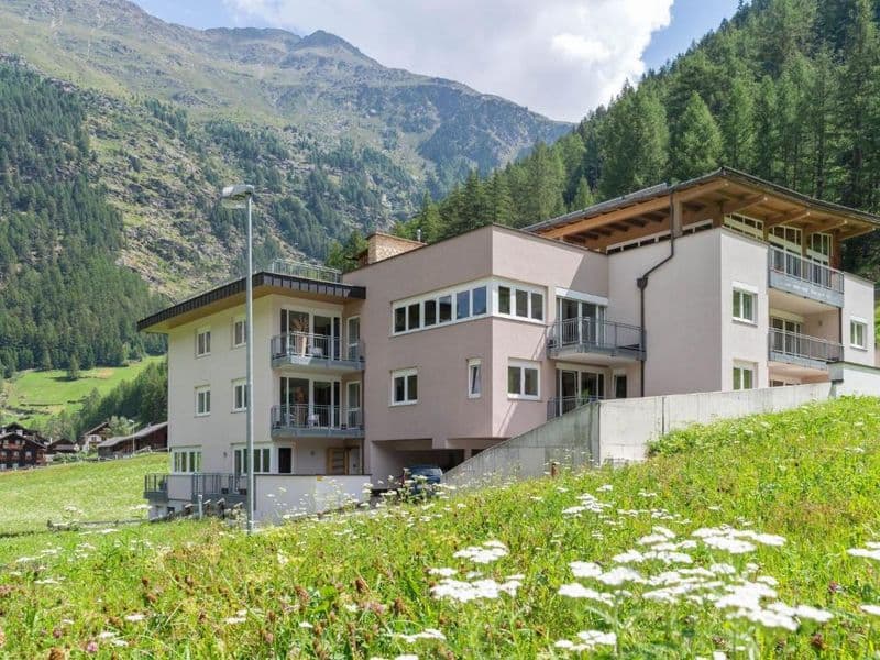 Apartment building with Stunning view
